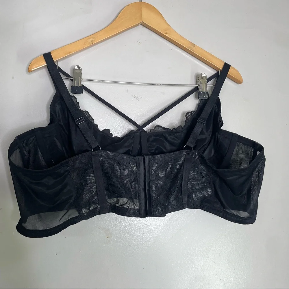 NWT TORRID Striped Mesh Elastic Longline‎ Cutout Bra 4X